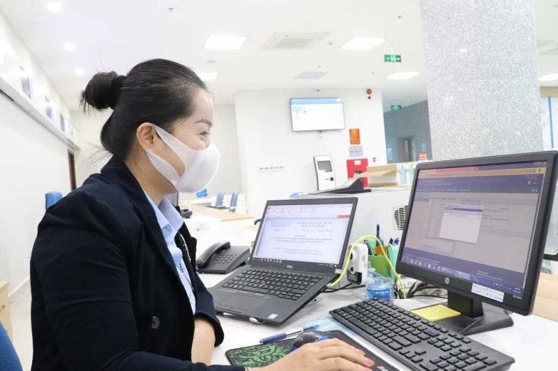 "Không cửa" trong giải quyết thủ tục hành chính