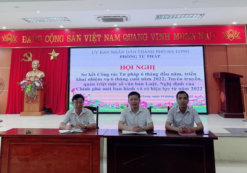 UBND xã Thống Nhất phối hợp với Phòng tư pháp thành phố Hạ Long tổ chức Hội nghị Sơ kết công tác tư pháp 6 tháng đầu năm của Thành phố