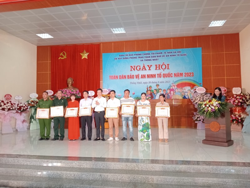 Rực rỡ Ngày hội toàn dân bảo vệ an ninh Tổ quốc 