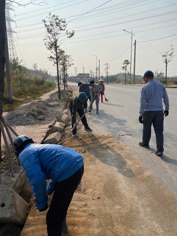 Dọn vệ sinh môi trường dịp Tết Nguyên đán Ất Tỵ năm 2025